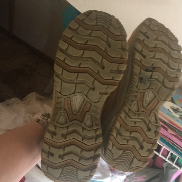 Skechers Women’s Shoes - Picture 2 of 3